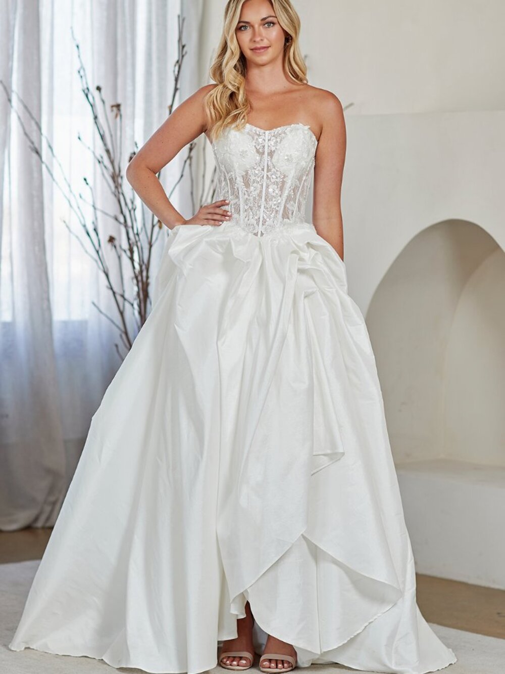 NEW WHITE Wedding Dress Floor Length Formal Elegant Stunning 2087